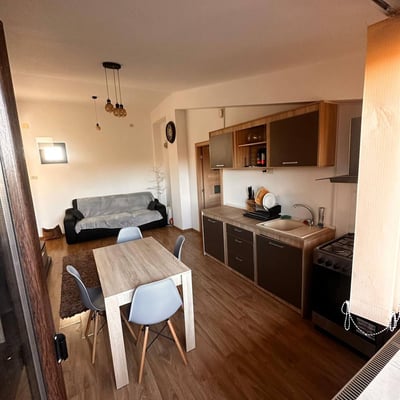 Location d’un appartement chaleureux de 2 pièces, 55 m², Faleza Nord, Constanța, Roumanie